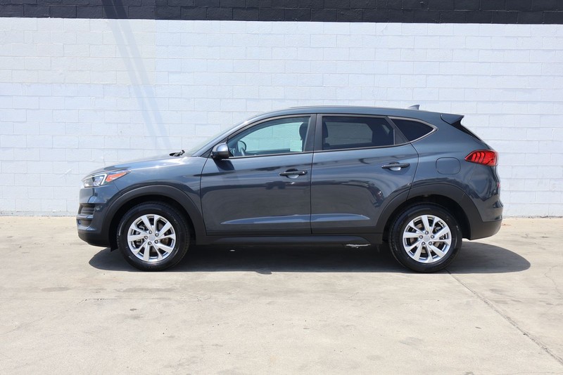 Hyundai Tucson Vehicle Full-screen Gallery Image 10