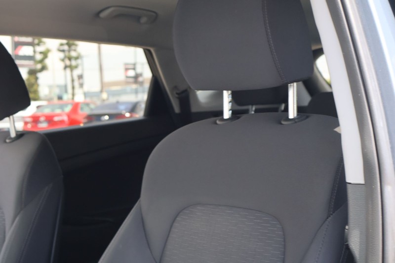Hyundai Tucson Vehicle Full-screen Gallery Image 17