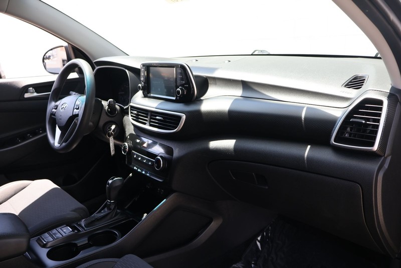 Hyundai Tucson Vehicle Full-screen Gallery Image 18