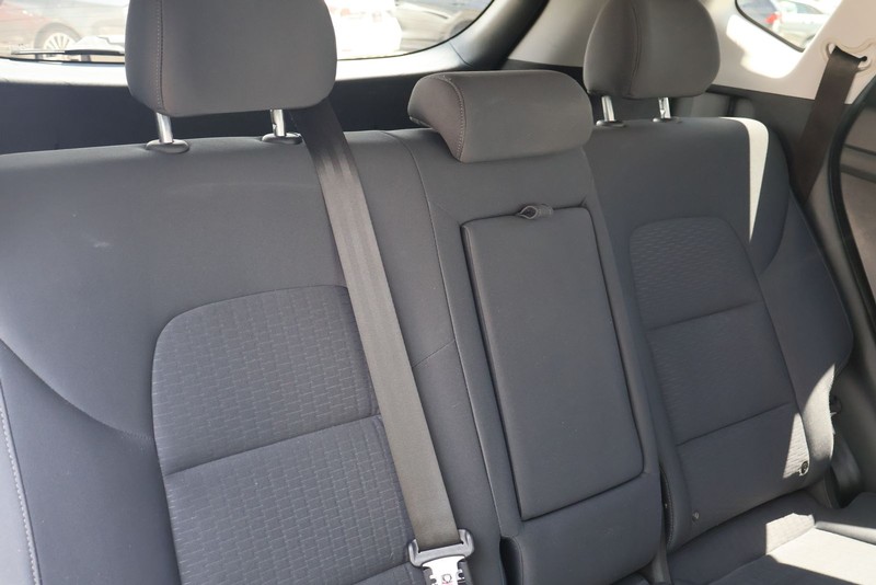 Hyundai Tucson Vehicle Full-screen Gallery Image 20