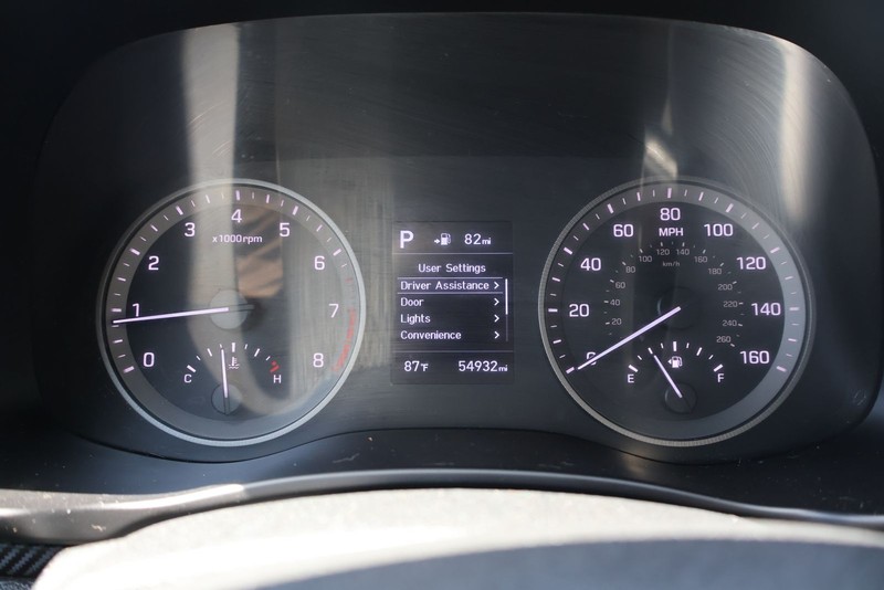 Hyundai Tucson Vehicle Full-screen Gallery Image 22