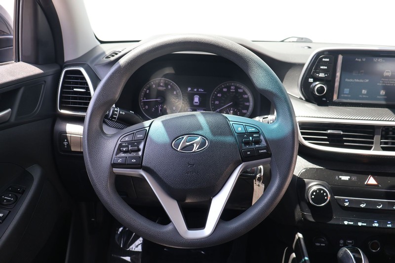 Hyundai Tucson Vehicle Full-screen Gallery Image 23