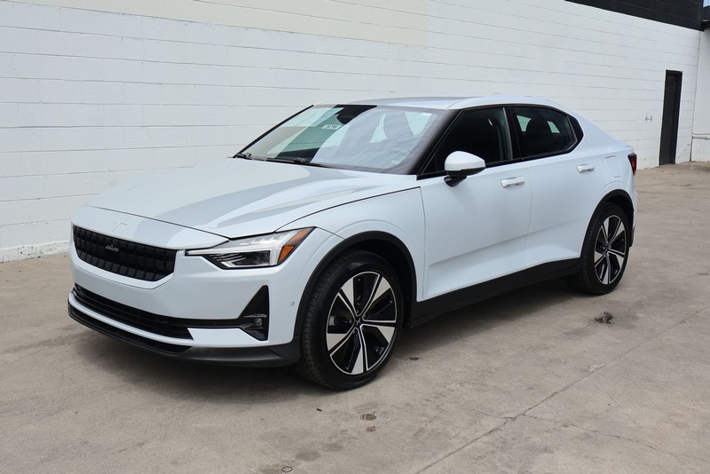 Polestar 2 Vehicle Full-screen Gallery Image 13