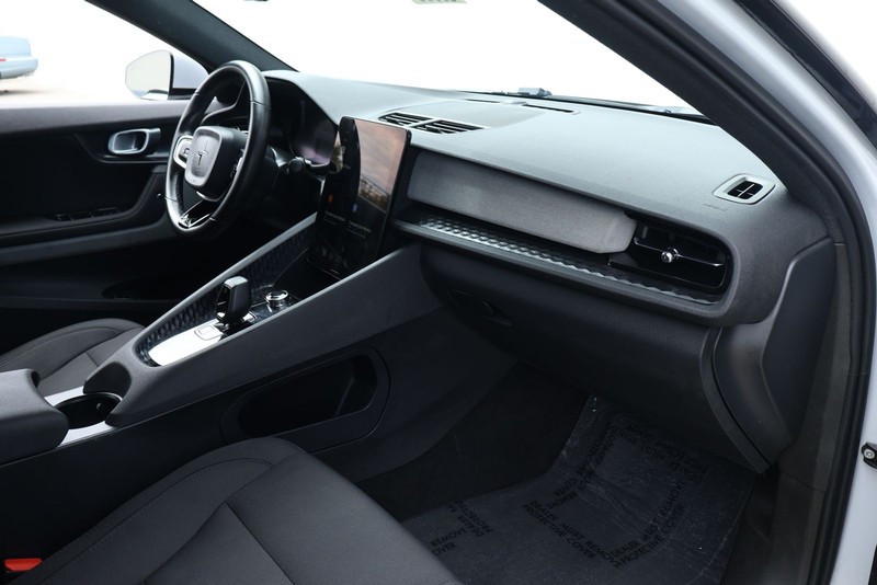 Polestar 2 Vehicle Full-screen Gallery Image 22