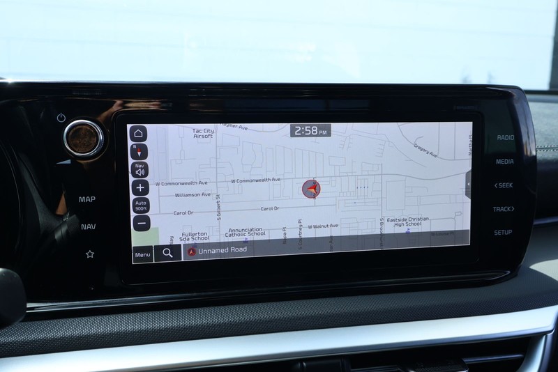 Kia K5 Vehicle Full-screen Gallery Image 27