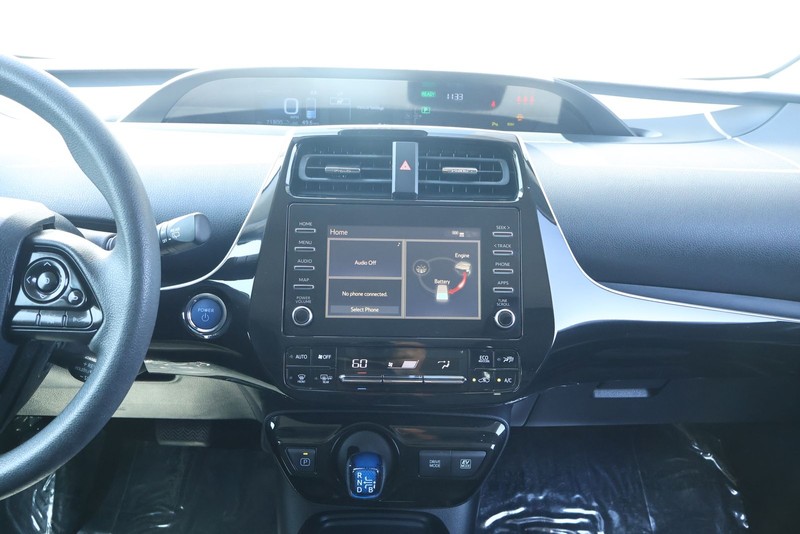 Toyota Prius Vehicle Full-screen Gallery Image 26