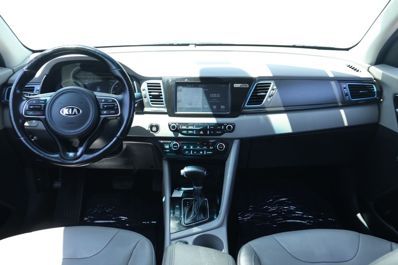 Kia Niro Plug-In Hybrid Vehicle Full-screen Gallery Image 27