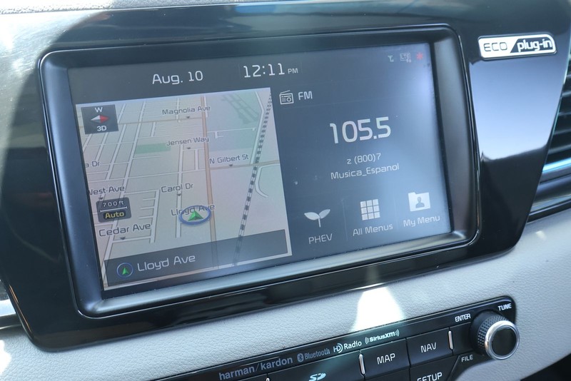 Kia Niro Plug-In Hybrid Vehicle Full-screen Gallery Image 31