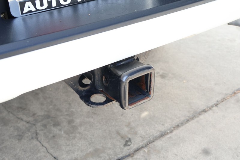 GMC Sierra 1500 Vehicle Full-screen Gallery Image 14