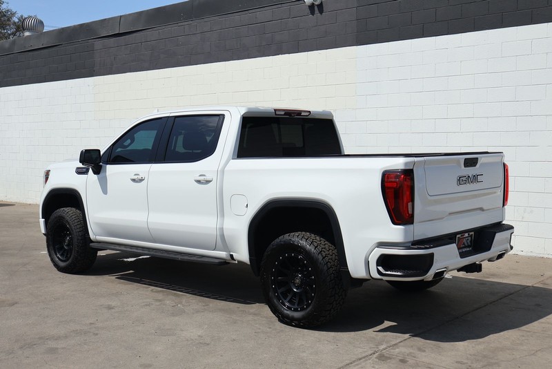 GMC Sierra 1500 Vehicle Full-screen Gallery Image 15