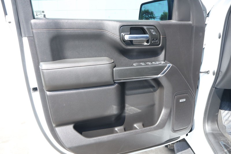 GMC Sierra 1500 Vehicle Full-screen Gallery Image 25