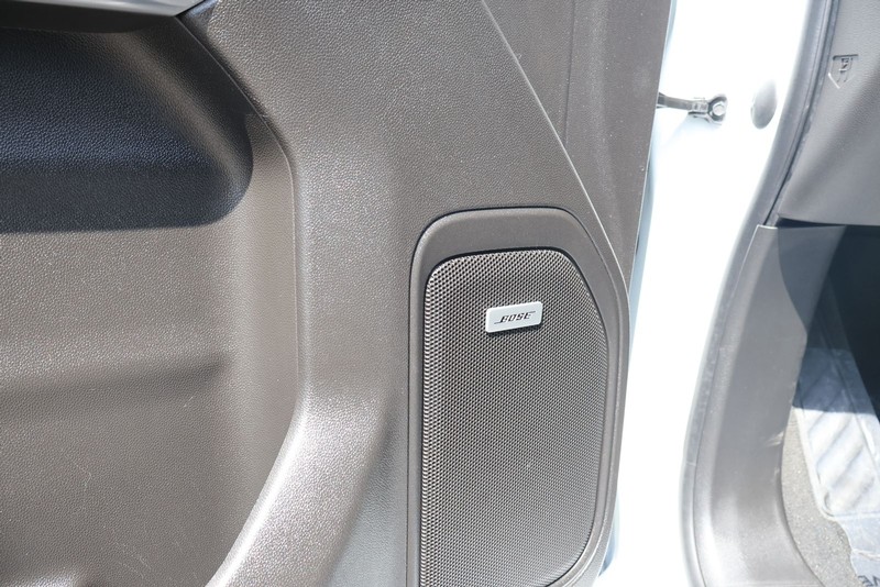 GMC Sierra 1500 Vehicle Full-screen Gallery Image 27