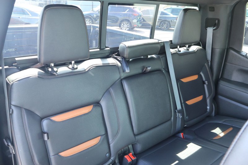 GMC Sierra 1500 Vehicle Full-screen Gallery Image 37