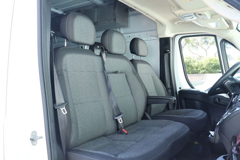 Ram ProMaster Cargo Van Vehicle Full-screen Gallery Image 22