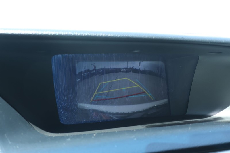 Lexus GS 200t Vehicle Full-screen Gallery Image 31
