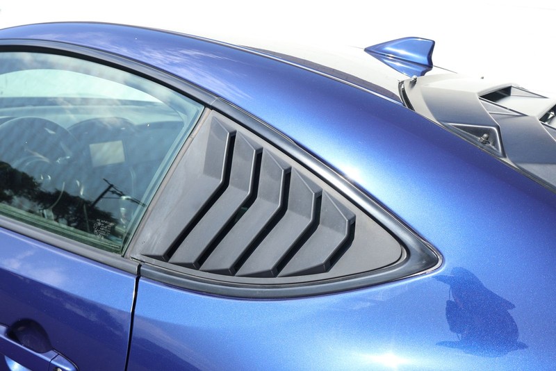 Scion FR-S Vehicle Full-screen Gallery Image 14