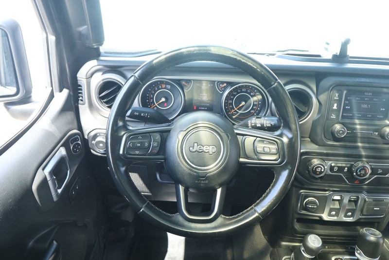Jeep Wrangler Vehicle Full-screen Gallery Image 26
