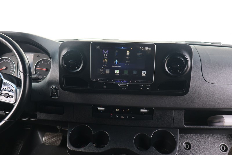 Mercedes-Benz Sprinter 3500 Vehicle Full-screen Gallery Image 21