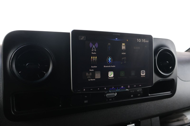 Mercedes-Benz Sprinter 3500 Vehicle Full-screen Gallery Image 26
