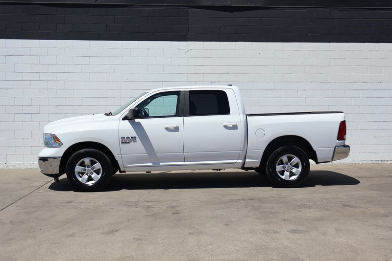 Ram 1500 Classic Vehicle Full-screen Gallery Image 10