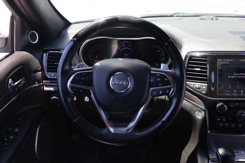 Jeep Grand Cherokee Vehicle Full-screen Gallery Image 24