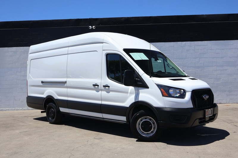 Ford Transit Cargo Van Vehicle Full-screen Gallery Image 02