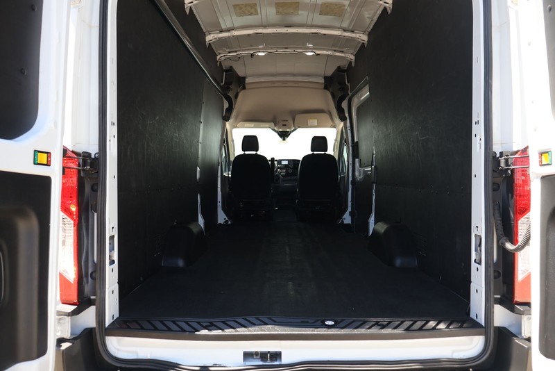Ford Transit Cargo Van Vehicle Full-screen Gallery Image 08