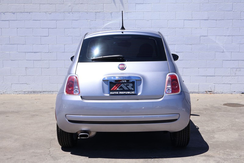 FIAT 500 Vehicle Full-screen Gallery Image 06