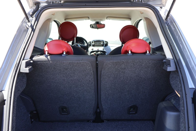 FIAT 500 Vehicle Full-screen Gallery Image 08