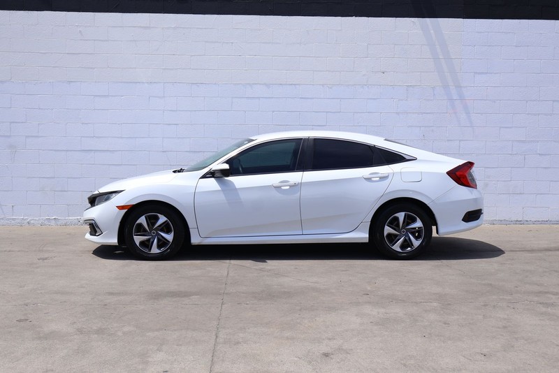 Honda Civic Sedan Vehicle Full-screen Gallery Image 10