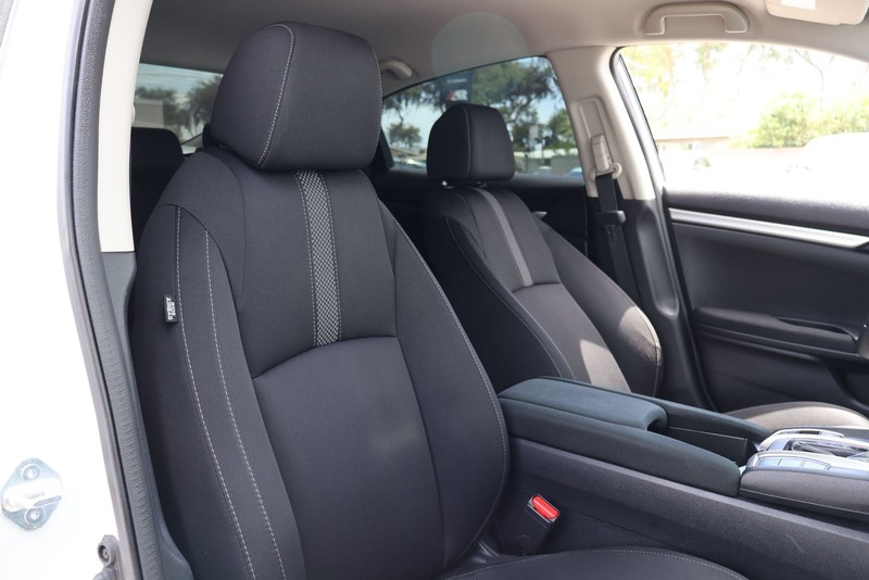 Honda Civic Sedan Vehicle Full-screen Gallery Image 19