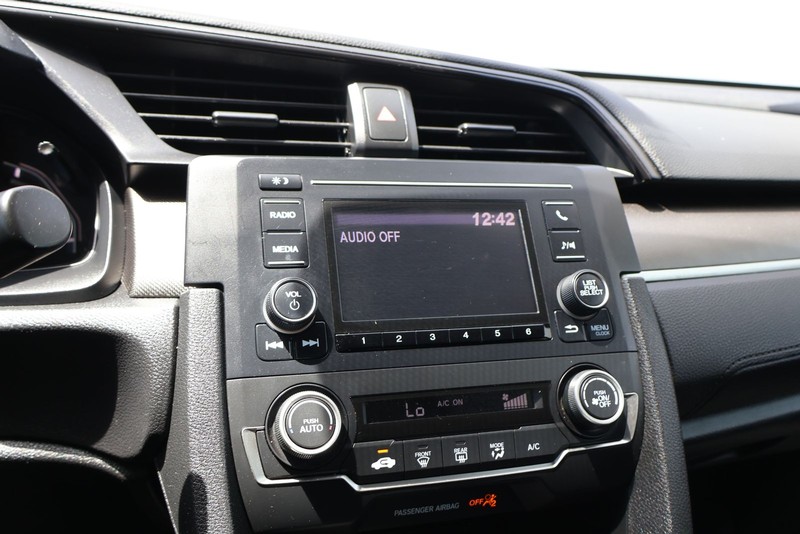 Honda Civic Sedan Vehicle Full-screen Gallery Image 27