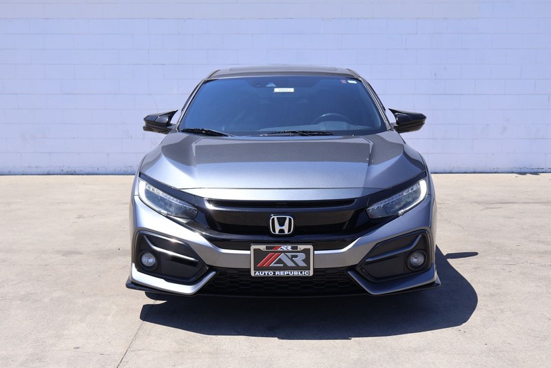 Honda Civic Hatchback Vehicle Full-screen Gallery Image 02