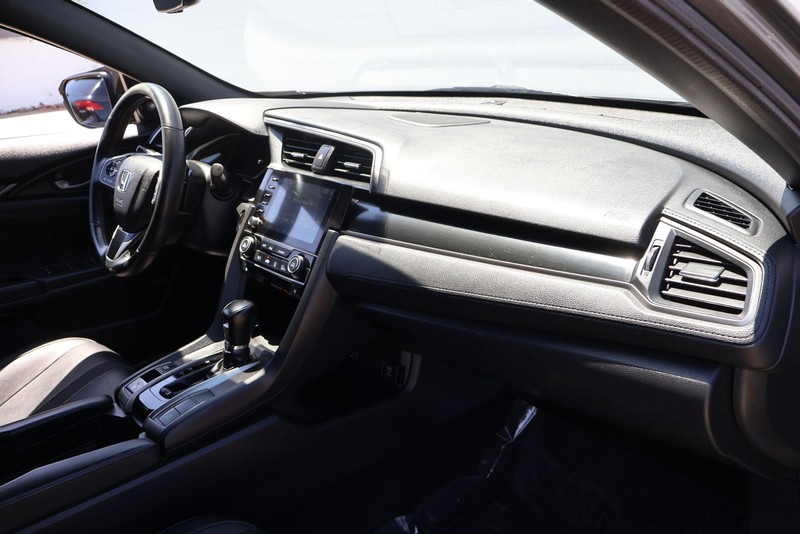 Honda Civic Hatchback Vehicle Full-screen Gallery Image 18