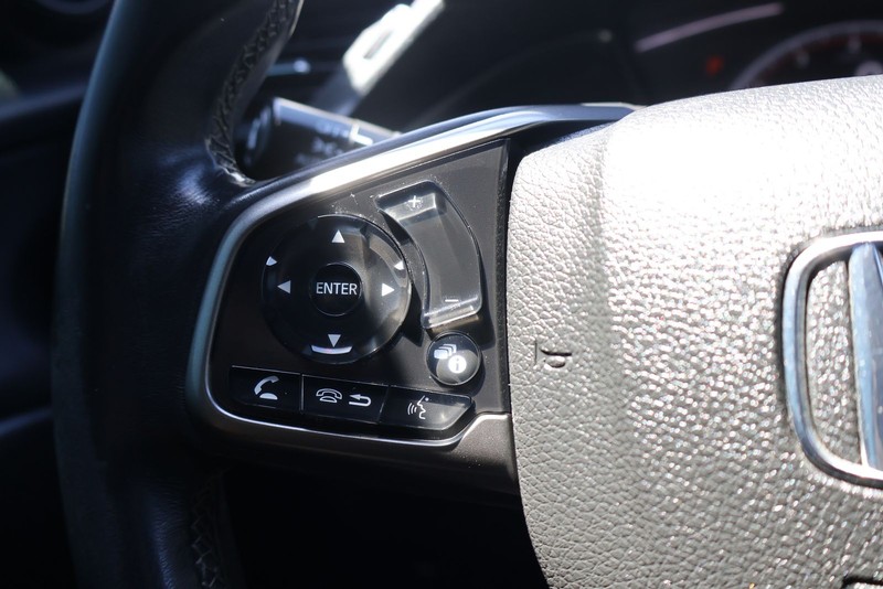 Honda Civic Hatchback Vehicle Full-screen Gallery Image 24