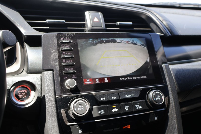 Honda Civic Hatchback Vehicle Full-screen Gallery Image 28