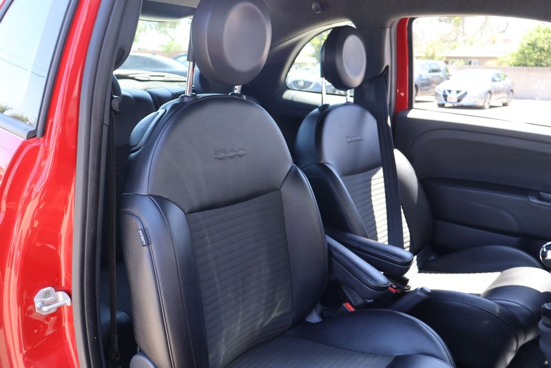 FIAT 500 Vehicle Full-screen Gallery Image 16