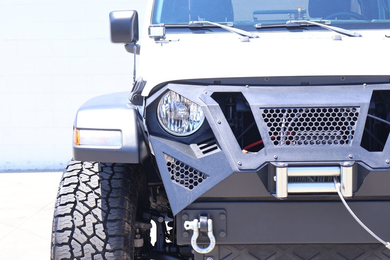 Jeep Wrangler Unlimited Vehicle Full-screen Gallery Image 03