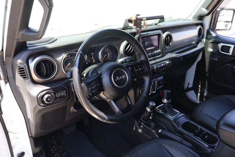 Jeep Wrangler Unlimited Vehicle Full-screen Gallery Image 16