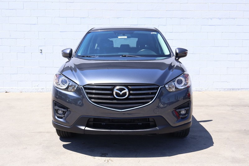Mazda CX-5 Vehicle Full-screen Gallery Image 02