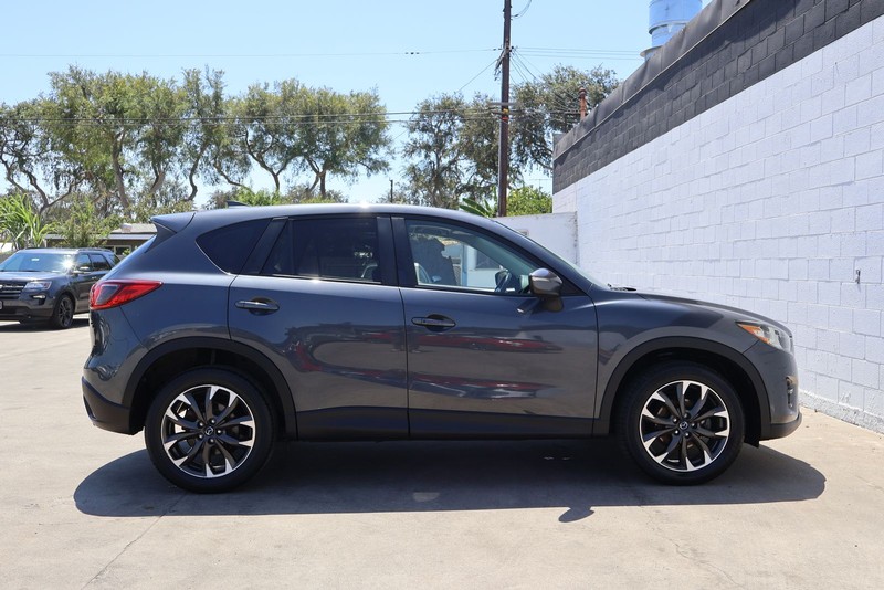 Mazda CX-5 Vehicle Full-screen Gallery Image 04