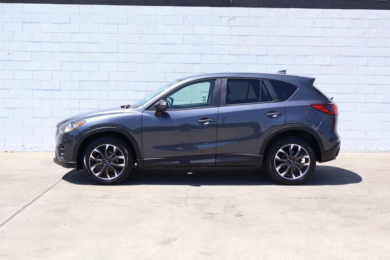Mazda CX-5 Vehicle Full-screen Gallery Image 10
