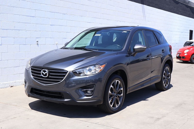 Mazda CX-5 Vehicle Full-screen Gallery Image 11