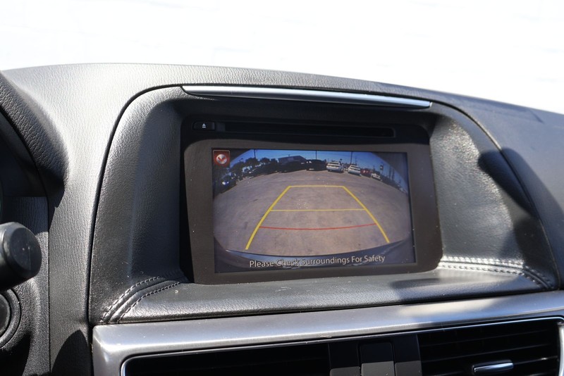 Mazda CX-5 Vehicle Full-screen Gallery Image 27