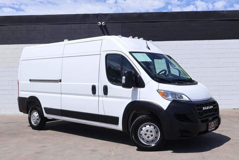 Ram ProMaster Cargo Van Vehicle Full-screen Gallery Image 02