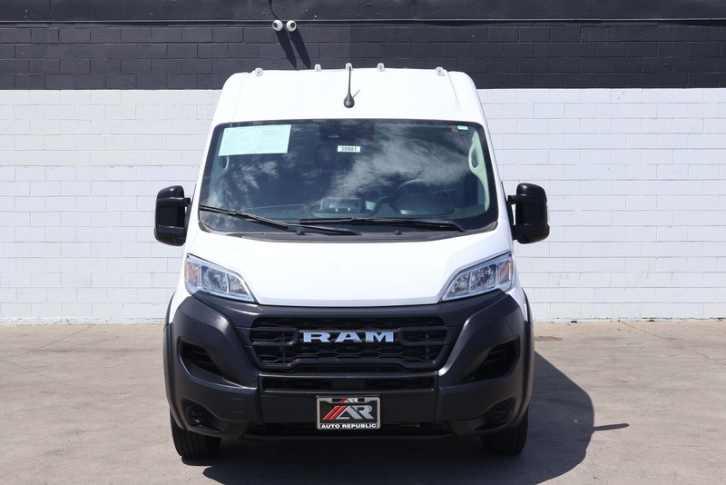 Ram ProMaster Cargo Van Vehicle Full-screen Gallery Image 03