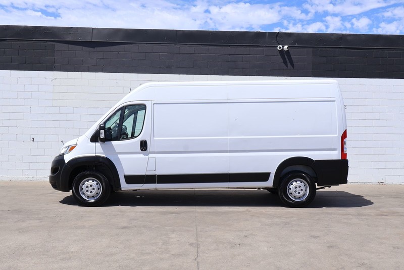 Ram ProMaster Cargo Van Vehicle Full-screen Gallery Image 12
