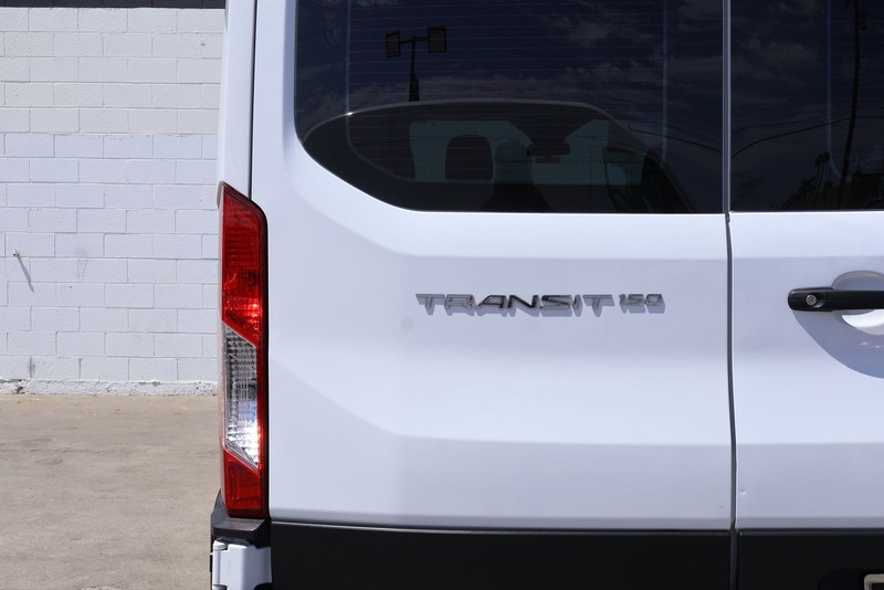 Ford Transit Cargo Van Vehicle Full-screen Gallery Image 07