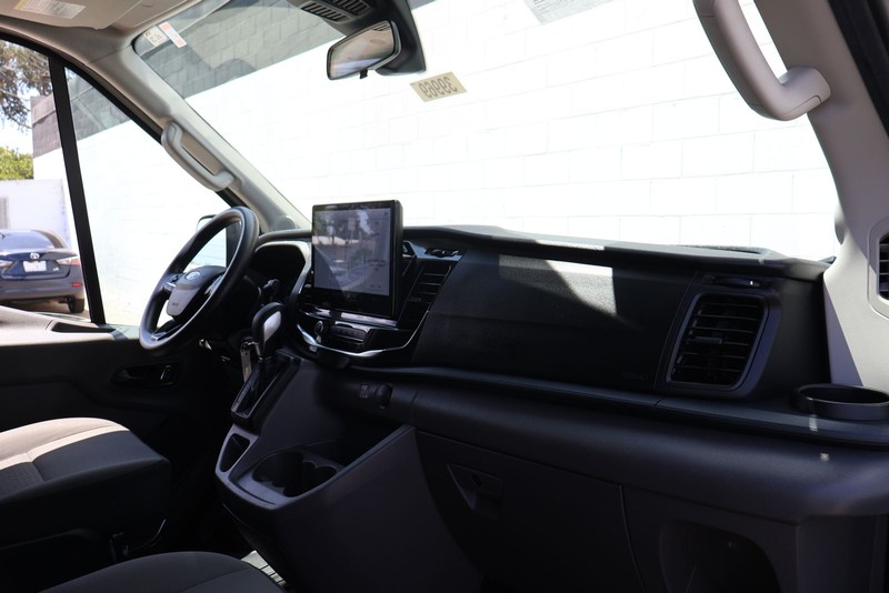Ford Transit Cargo Van Vehicle Full-screen Gallery Image 19