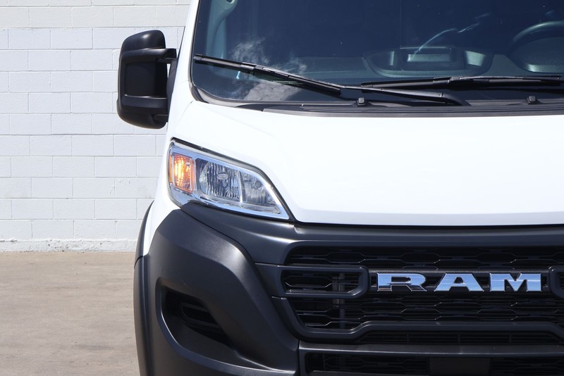 Ram ProMaster Cargo Van Vehicle Full-screen Gallery Image 04